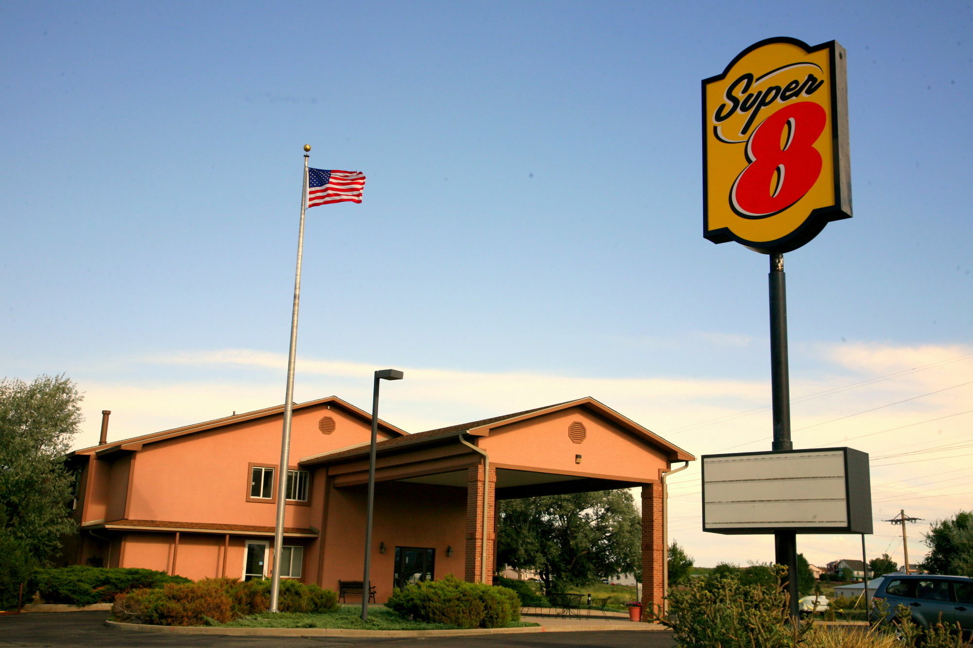 Super 8 By Wyndham Florence Co Exteriér fotografie